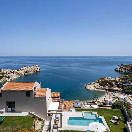 Villa Ligaria Pinnacle 外观 照片