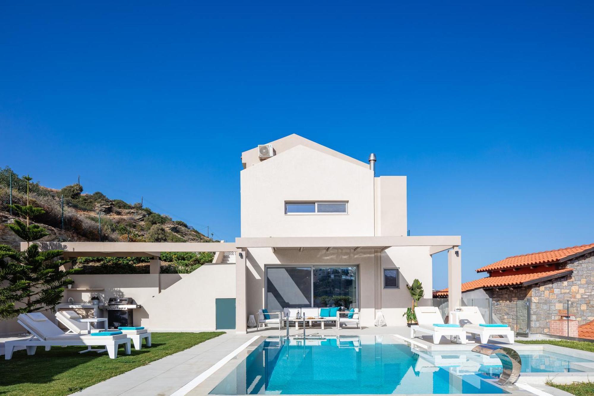 Villa Ligaria Pinnacle 外观 照片
