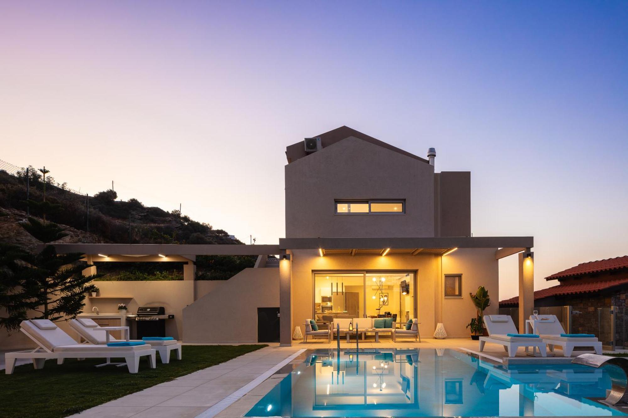 Villa Ligaria Pinnacle 外观 照片