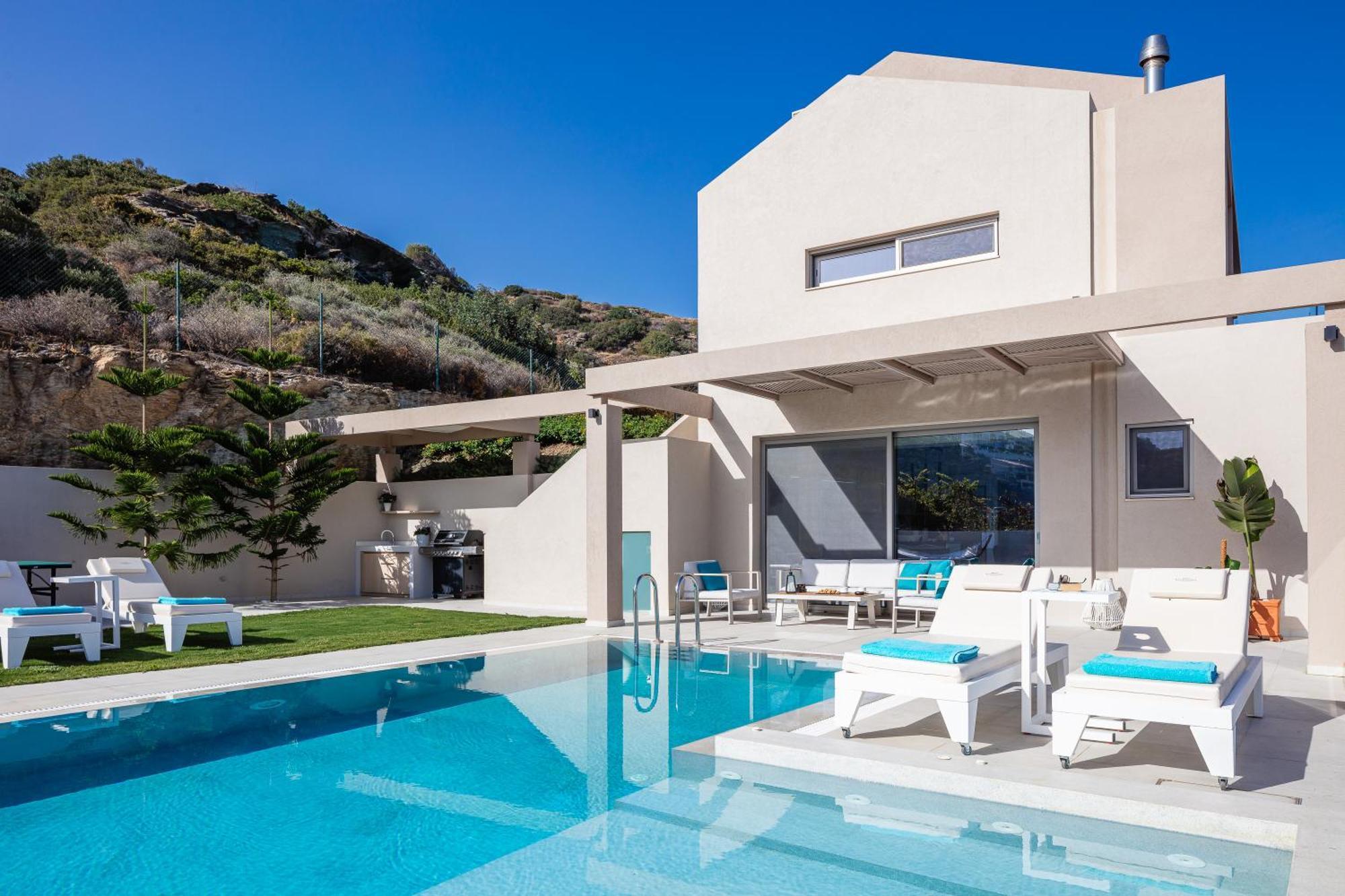 Villa Ligaria Pinnacle 外观 照片